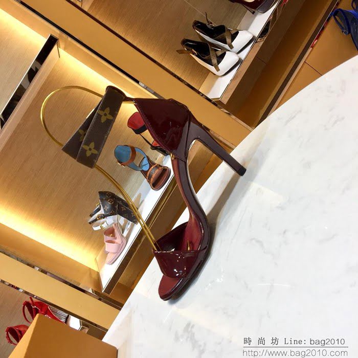 LV路易威登 頂級版本 巴黎代購款 2019最新單鞋 漆皮羊皮 新款 女高跟涼鞋  ljl1138